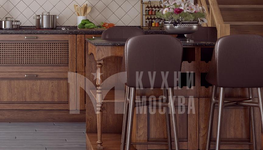 Классическая кухня с фасадами из массива дуба в коричневых тонах - Соколиное гнездо